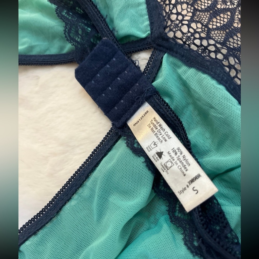 Bra - Picture 4 of 4